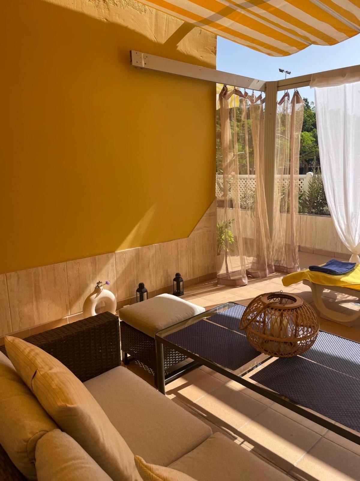 Orlando Grande Terassa Appartement